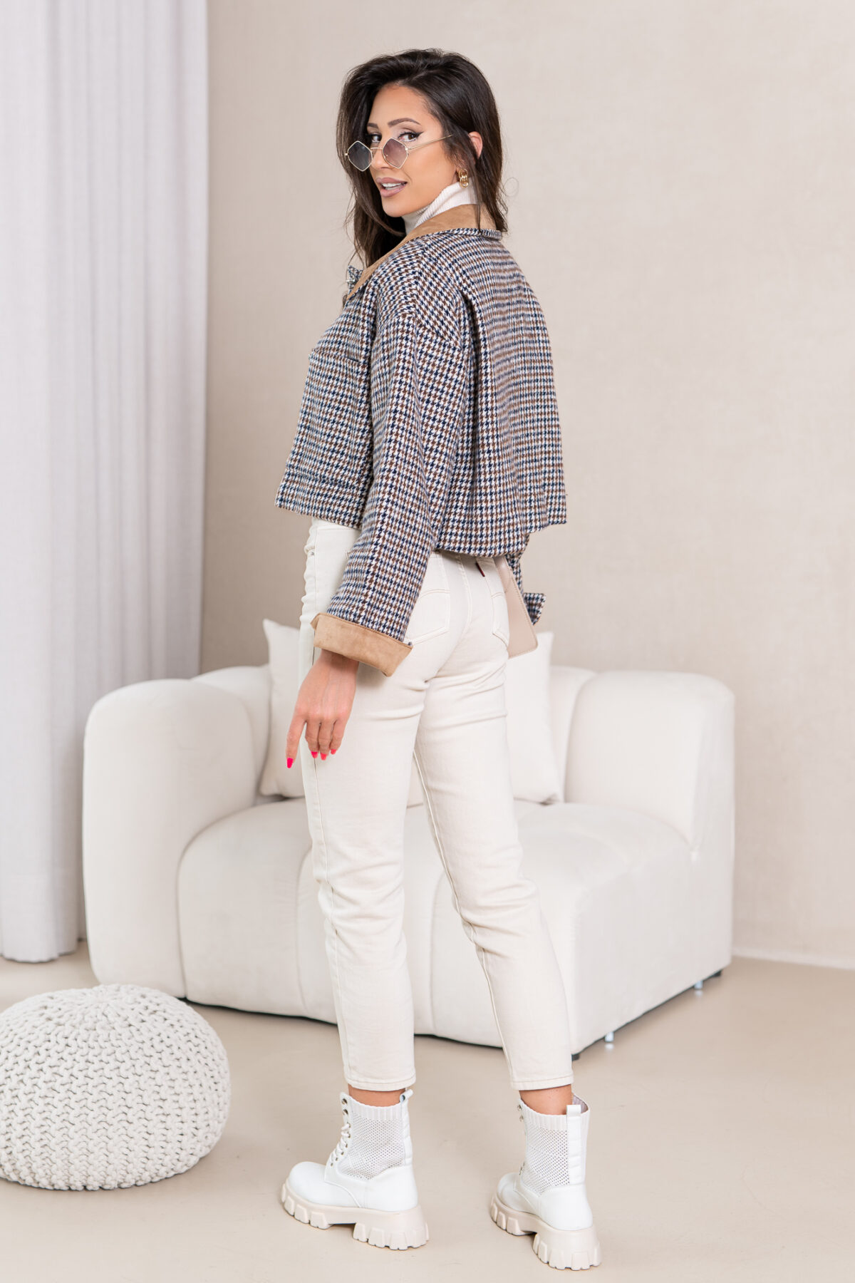 DSC_1756-2.jpg DSC_1756-2.jpg