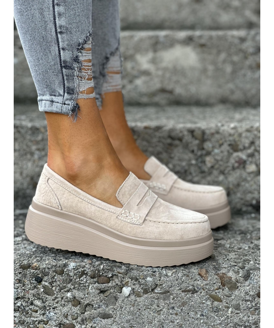 Buty - Lekkie mokasyny slip on na wyższej podeszwie skóra naturalna